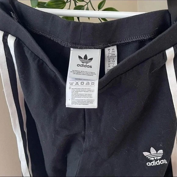 ADIDAS 3-STRIPES LEGGINGS - Picture 3 of 3